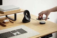 High-End Design Smartphone Docks Image 4