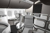 Relaxing Airplane Seat Designs Image 7