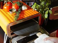 Next-Gen Electric Pizza Ovens Image 2