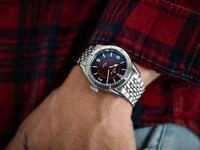Postmodern Diver Timepieces Image 1