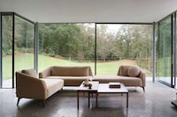 Ergonomic Sleek Modular Seatings Image 1