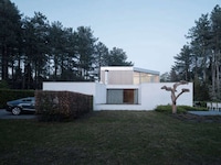 Modernist Reconfigured Belgian Homes Image 3