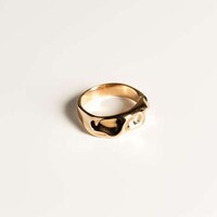 Feminine Graceful Jewelry Image 3