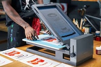 At-Home Hobbyist Screen Printers Image 7