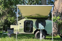 Pop-Up Off-Road Camping Trailers Image 5