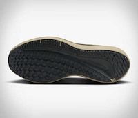 Neutral Support Training Sneakers Image 2