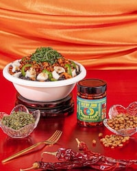 Spicy Crunch Bowls Image 1