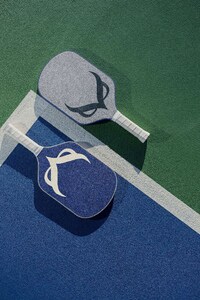 Quiet Pickleball Paddles Image 1