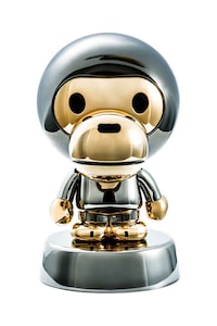 Shiny Chrome Ape Statues Image 1