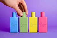 Eco-Friendly Dissolving Shampoo Bottles Image 1
