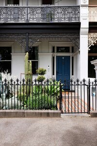 Tiara-Like Facade Victorian Homes Image 2
