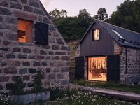 Highland Building-Converted Studios Image 3