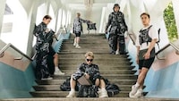 Tablet-Integrated Fashion Image 5