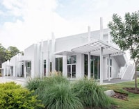 Self-Cooling Exterior Buildings Image 1