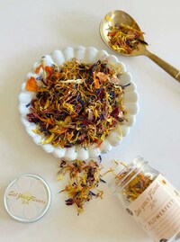 Edible Flower Sprinkles Image 2