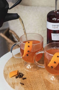 Festive Rose Gin Cocktails Image 5