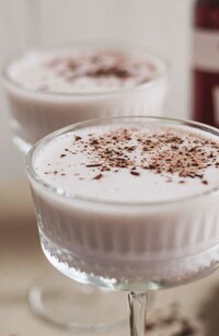 Festive Rose Gin Cocktails Image 7