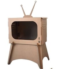 Wearable Cardboard Creatures Image 3