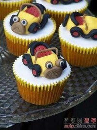 Car Logo Cupcakes Image 2