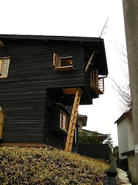 Black Buildings Image 7