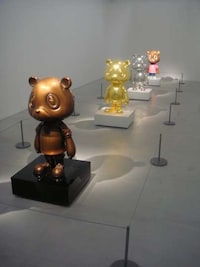 Cloned Kanye Cubs Image 4