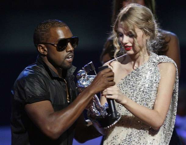 Award Crashers