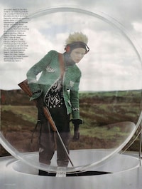 Haute Extraterrestorials Image 6