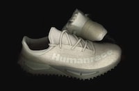Bulky Traction-Focused Sneakers Image 3