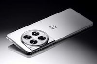 Flagship Quad-Sensor Smartphones Image 6
