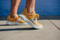 Top-Tier Racing Shoes Image 1