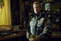 90s-Style Winter Parkas Image 2