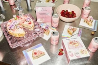 Functional Beverage Cake Kits Image 1