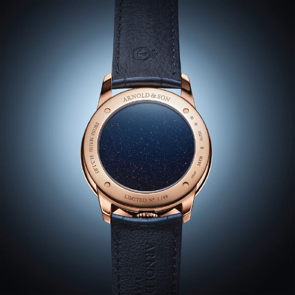 Ultra-Chic Timepiece Designs Image 2