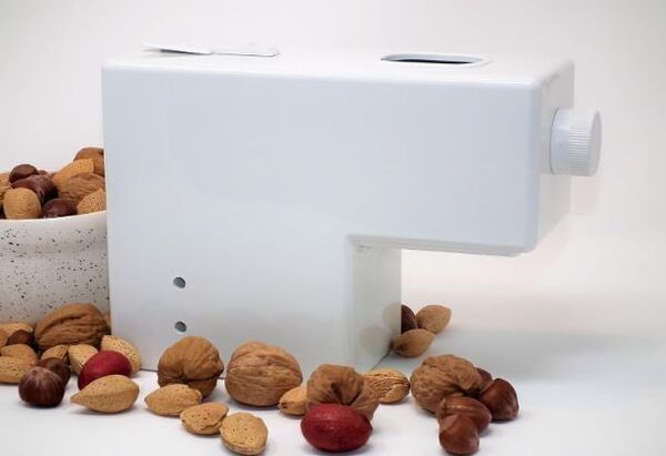 Automated Countertop Nut Crackers
