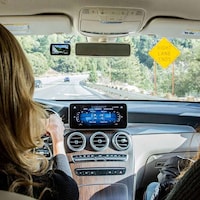 Connected 4K Dash Cams Image 1
