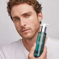 Multi-Benefit Facial Cleansers Image 2
