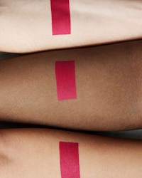Weightless Matte Lipsticks Image 5