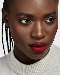 Weightless Matte Lipsticks Image 6