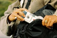 Nostalgic 90s-Style Film Cameras Image 3