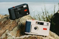 Nostalgic 90s-Style Film Cameras Image 4