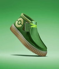 Vibrant Anime-Themed Shoes Image 5