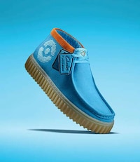 Vibrant Anime-Themed Shoes Image 7
