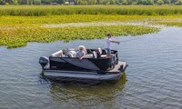 All-Electric Lifestyle Pontoon Boats Image 5