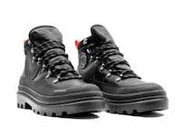 Ultra-Sustainable Hiking Boots Image 3