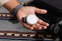 Dual-Device Wireless Chargers Image 2