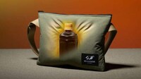 Self-Heating Messenger Bags Image 2