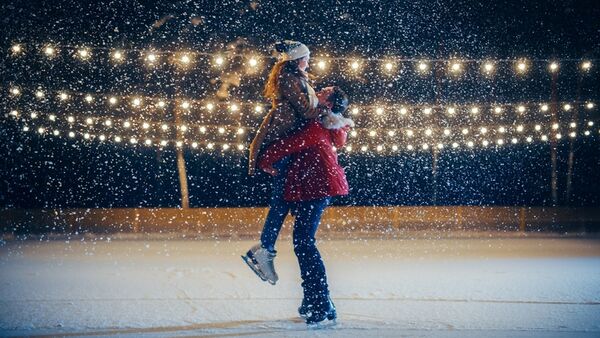 Free Toronto Festive Events: Union Winter's Free Roller Skating Rink ...