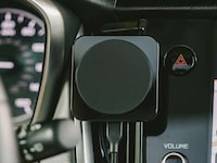 Minimalist Vehicular Smartphone Chargers Image 2