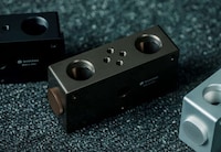 Posh Power-Free Smartphone Speakers Image 7