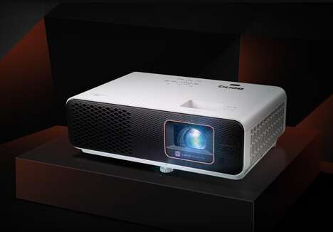 Short-Throw Gaming Projectors